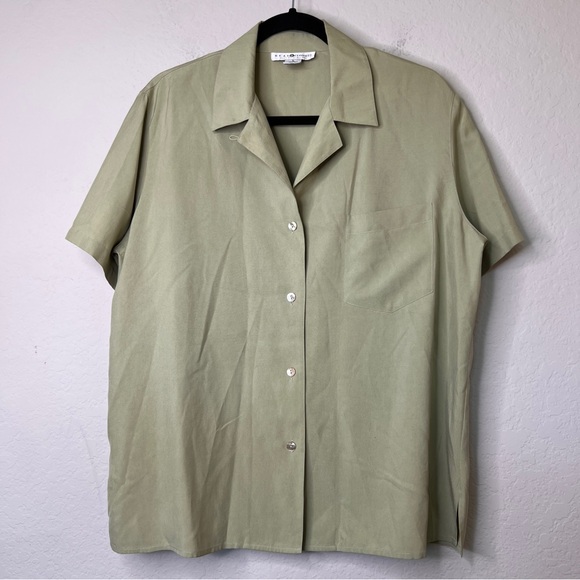 Real Clothes Saks Fifth Avenue Other - Real Clothes Saks Fifth Ave Silk Blouse Short Sleeve Large Vintage 90s